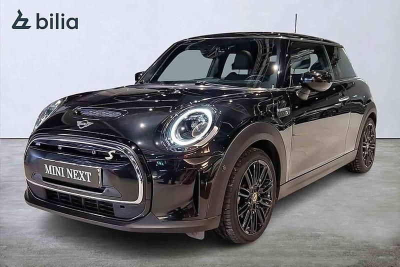 Svart Begagnad 2024 Mini Cooper SE Halvkombi | 239 000 kr - Bild 1/1