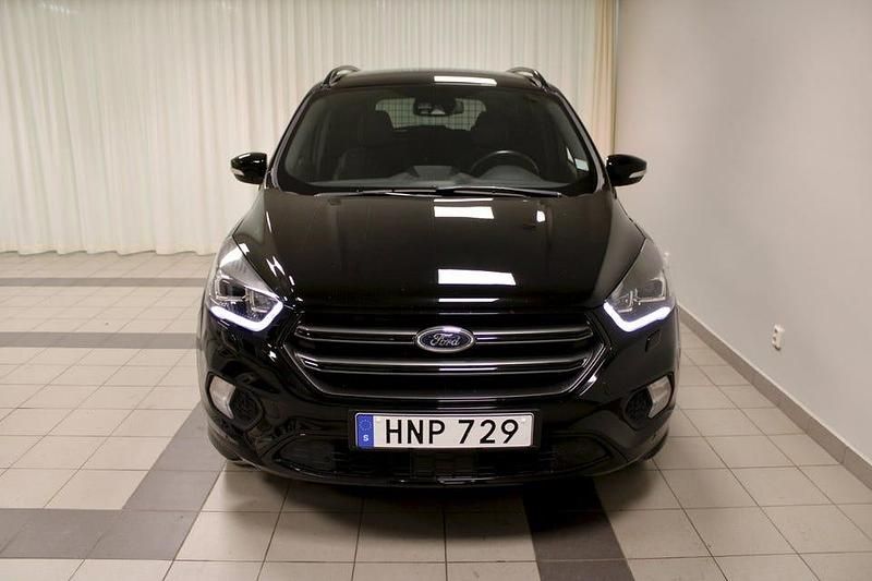 Begagnad Ford Kuga ST-Line 150 HK (110 kW) 2018 Svart SUV
