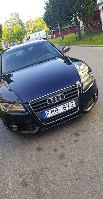 Blå Begagnad 2010 Audi A5 S-Line Sportkupé | 57 000 kr (Bra pris) - Bild 1/4