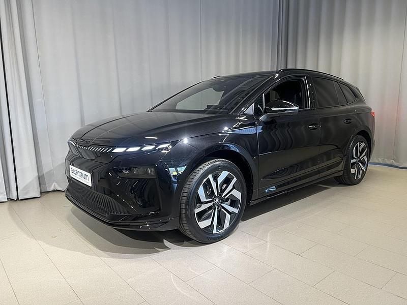 Svart Begagnad 2026 Skoda Enyaq iV SUV | 599 900 kr (Dyr) - Bild 1/4