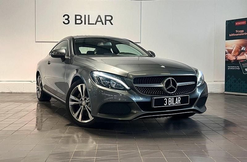 Grå Begagnad 2016 Mercedes C220 Sportkupé | 229 900 kr (Bra pris) - Bild 1/4