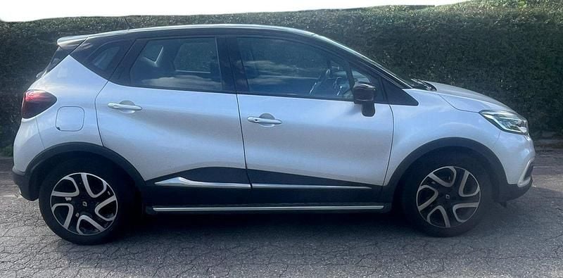 Begagnad 2018 Renault Captur SUV | 130 000 kr (Marknadspris) - Bild 1/4