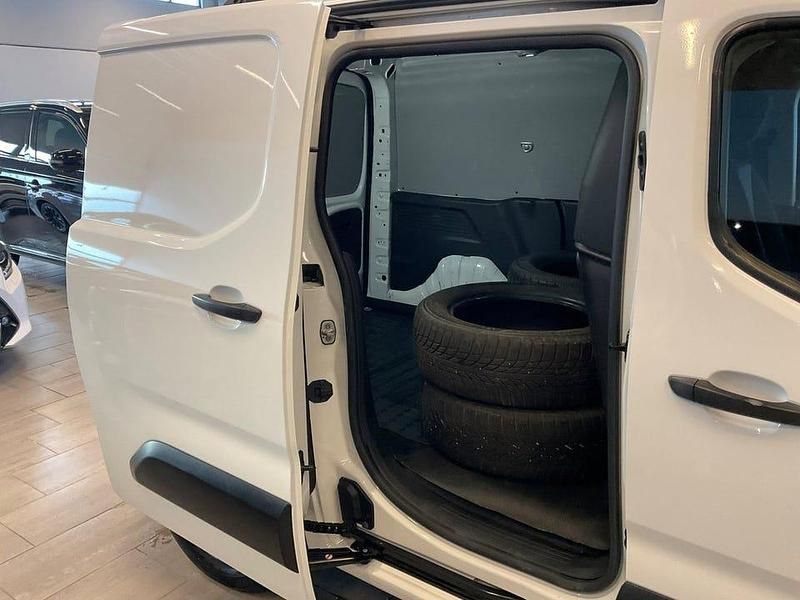 Begagnad Citroën Berlingo 76 HK (55 kW) 2018 Vit Minibuss