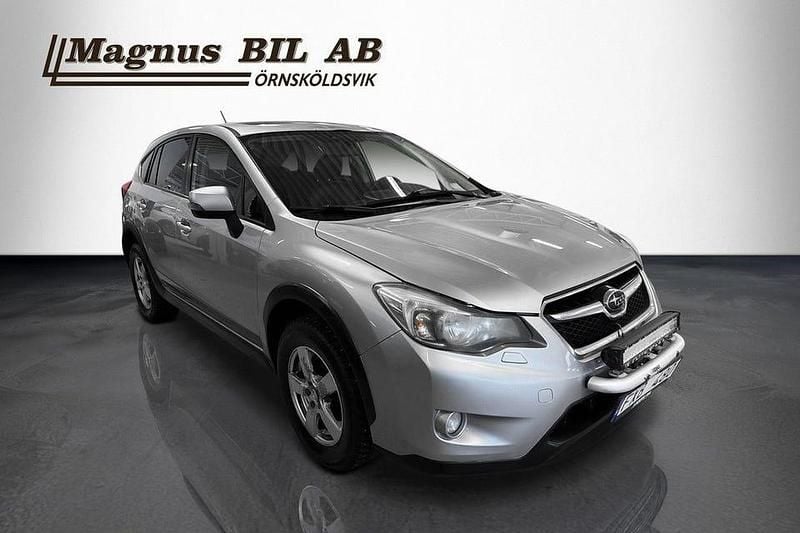 Begagnad Subaru XV 147 HK (108 kW) 2012 Silver SUV