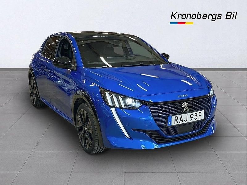 Begagnad Peugeot e-208 GTi 100 kW (136 HK) 2022 Blå Halvkombi