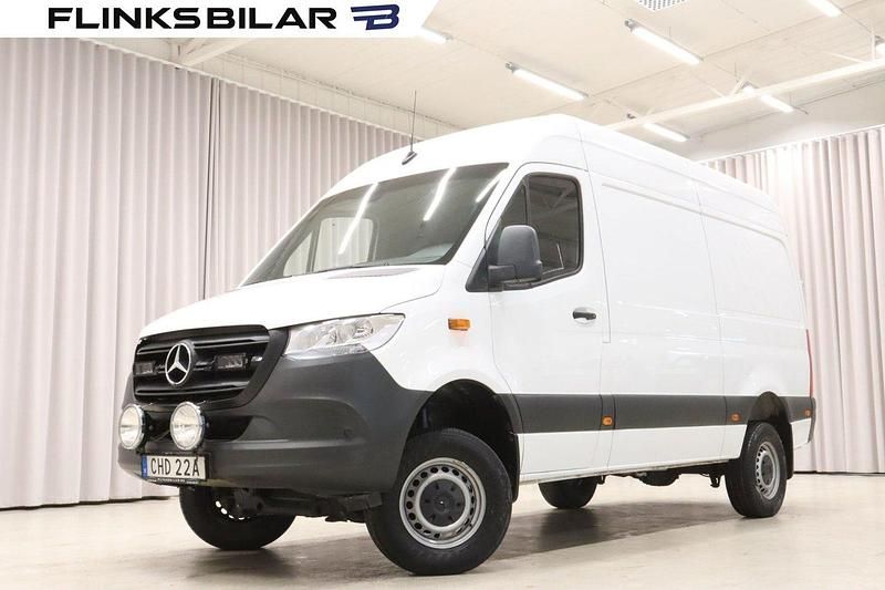 Vit Begagnad 2020 Mercedes Sprinter Van | 349 700 kr (Superpris) - Bild 1/4