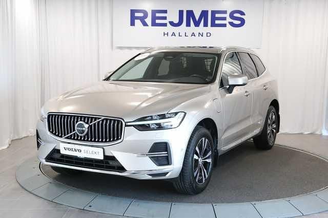Ljusgrå Begagnad 2022 Volvo XC60 Core SUV | 499 500 kr (Lite dyr) - Bild 1/4