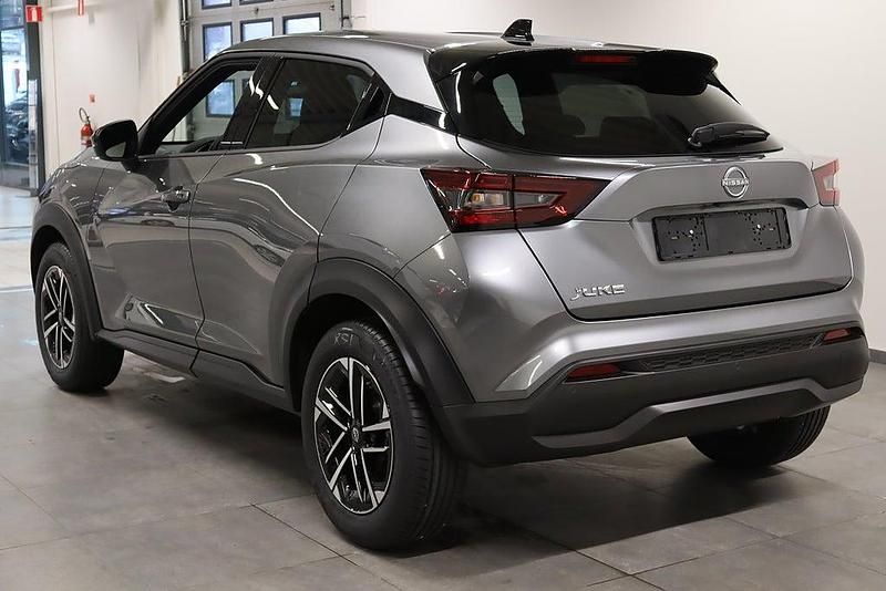 Ny Nissan Juke N-Connecta 114 HK (83 kW) 2025 Grå SUV