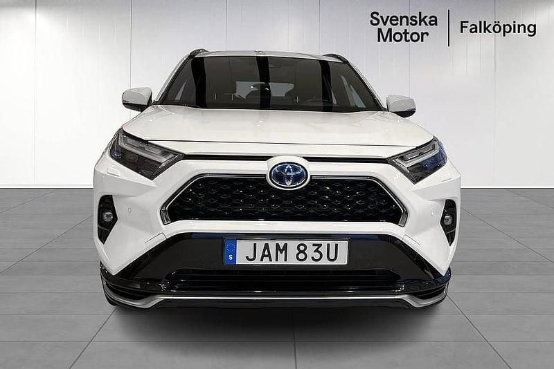 Begagnad Toyota RAV4 Hybrid 306 HK (225 kW) 2023 Vit SUV