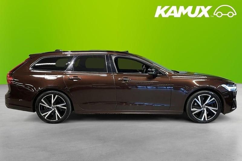 Begagnad Volvo V90 R-Design 392 HK (288 kW) 2021 Brun Kombi