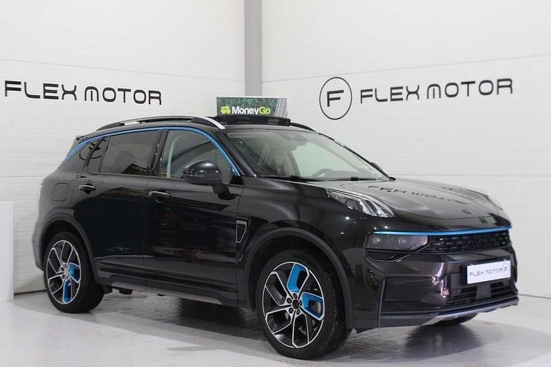 Svart Begagnad 2021 Lynk & Co 01 SUV | 259 800 kr (Marknadspris) - Bild 1/4