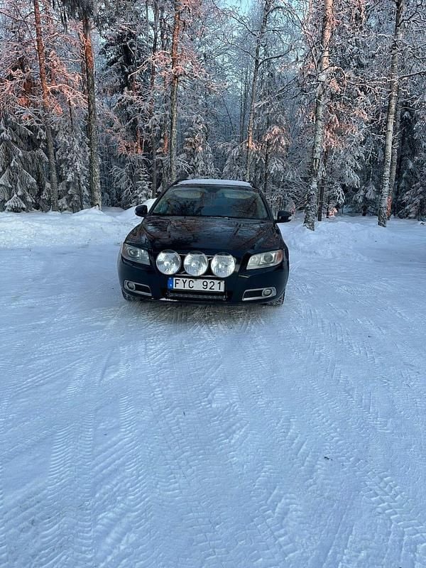 Begagnad Volvo V70 163 HK (119 kW) 2008 Kombi