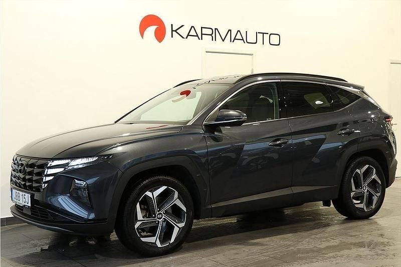 Grå Begagnad 2022 Hyundai Tucson SUV | 329 900 kr (Marknadspris) - Bild 1/4