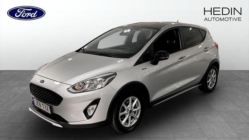 Grå Begagnad 2019 Ford Fiesta Active Halvkombi | 164 900 kr (Lite dyr) - Bild 1/4