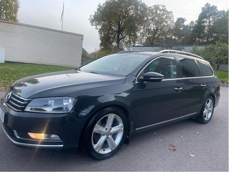 Grå Begagnad 2012 VW Passat GT Kombi | 51 000 kr (Bra pris) - Bild 1/4