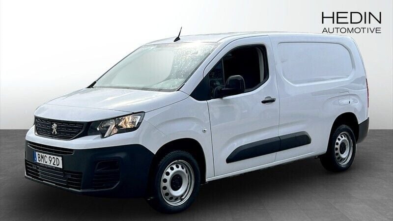 Vit (white) Begagnad 2022 Peugeot Partner Minibuss | 144 875 kr (Marknadspris) - Bild 1/4