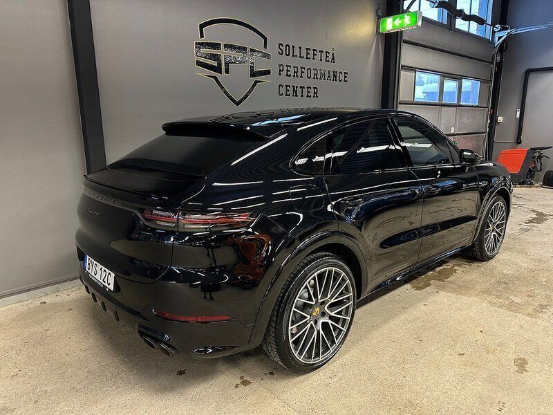 Begagnad Porsche Cayenne Sport 340 HK (250 kW) 2022 Svart SUV