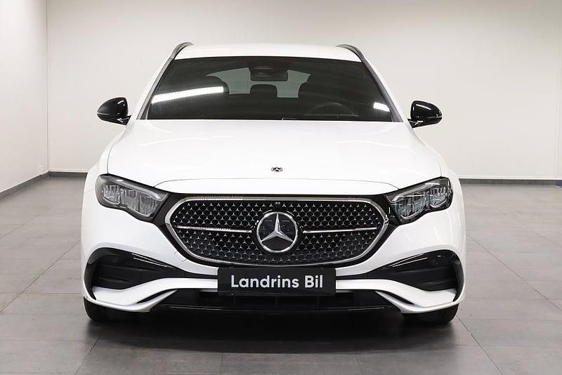 Begagnad Mercedes E220 AMG 197 HK (144 kW) 2025 Vit Kombi
