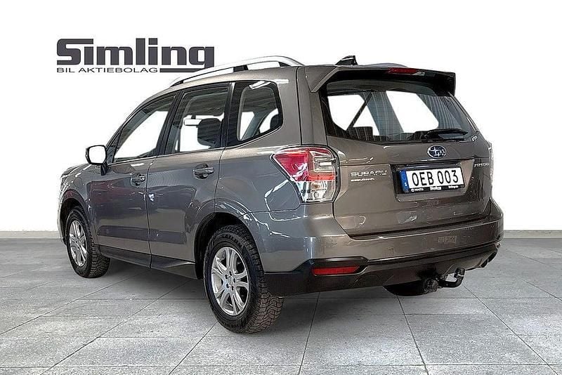 Begagnad Subaru Forester 150 HK (110 kW) 2017 Brunmetallic SUV