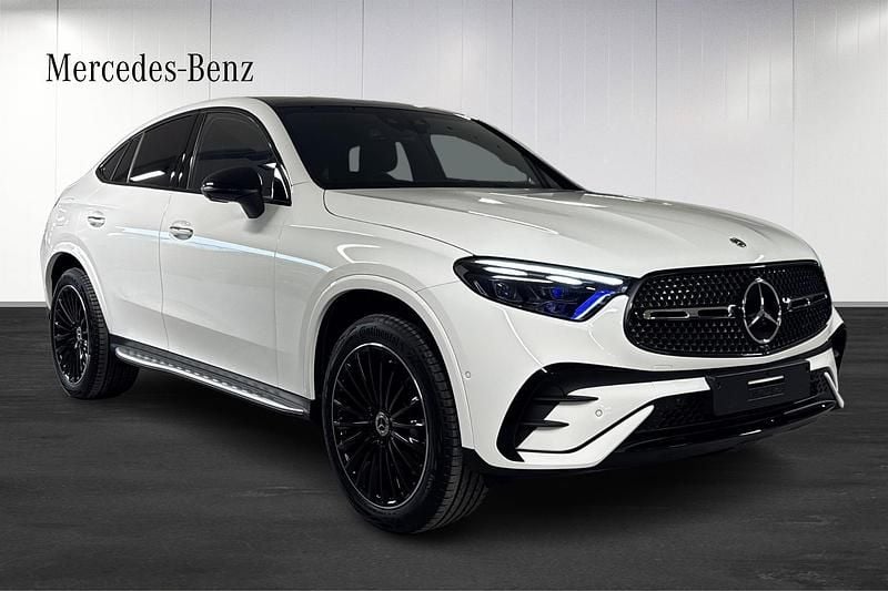 Begagnad Mercedes GLC300e AMG Line Premium Plus 333 HK (244 kW) 2025 Sportkupé
