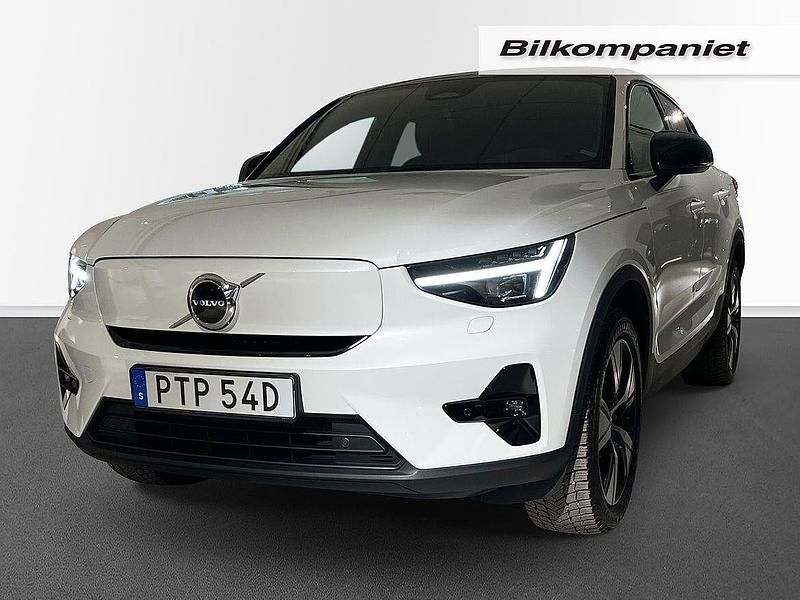 Vit Begagnad 2025 Volvo EC40 Core SUV | 499 000 kr - Bild 1/4
