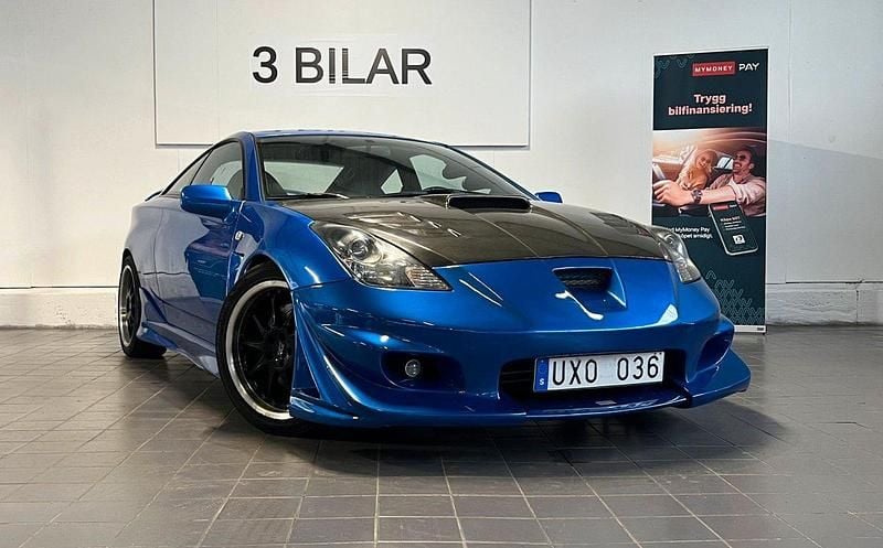 Ljusblå Begagnad 2004 Toyota Celica Sport Halvkombi | 129 900 kr - Bild 1/4