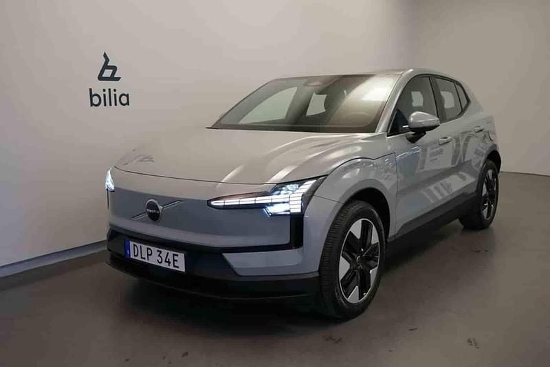 Grå Begagnad 2024 Volvo EX30 Single Motor SUV | 329 500 kr - Bild 1/1