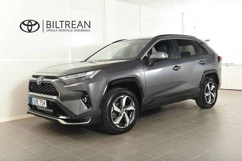 Mörkgrå Begagnad 2022 Toyota RAV4 Hybrid Edition SUV | 369 900 kr (Bra pris) - Bild 1/4