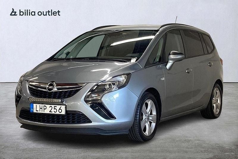 Grå Begagnad 2013 Opel Zafira Tourer Minibuss | 64 900 kr (Bra pris) - Bild 1/3