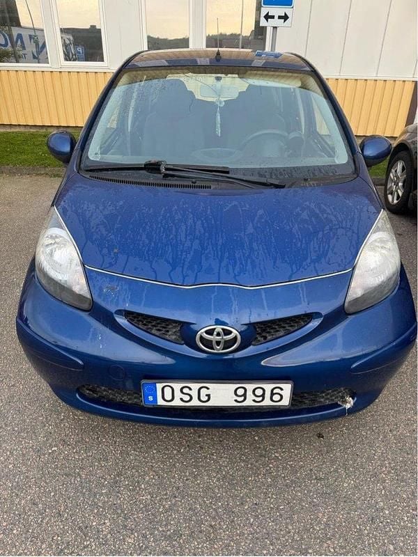 Blå Begagnad 2007 Toyota Aygo Halvkombi | 16 500 kr (Bra pris) - Bild 1/3