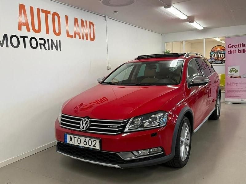 Röd Begagnad 2014 VW Passat Alltrack Kombi | 119 900 kr (Marknadspris) - Bild 1/4