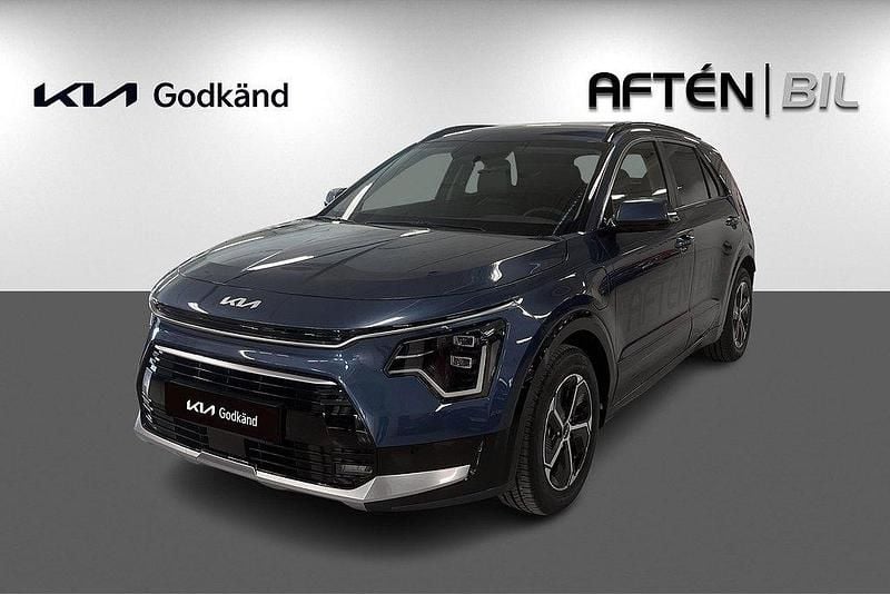 Grön (cityscape green ) Begagnad 2025 Kia Niro Advance SUV | 364 900 kr (Bra pris) - Bild 1/3