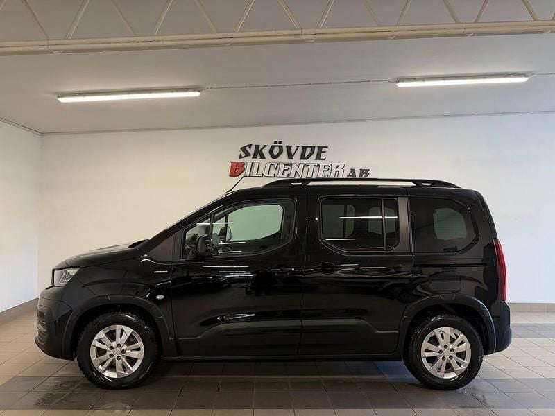 Begagnad Peugeot Rifter GT-line 131 HK (96 kW) 2019 Svart Minibuss