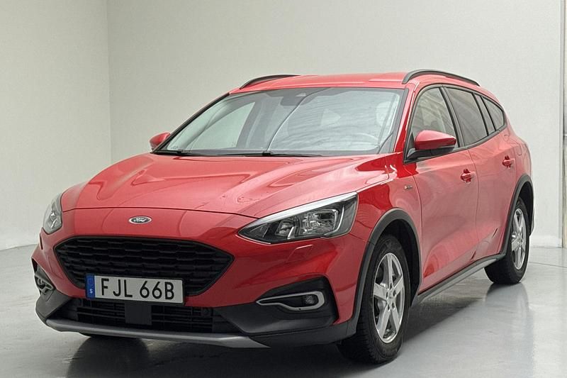 Röd Begagnad 2021 Ford Focus Active Kombi | 199 900 kr (Marknadspris) - Bild 1/4