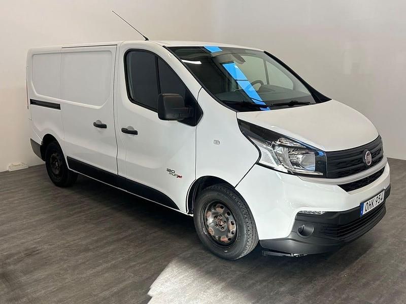 Vit Begagnad 2016 Fiat Talento Van | 114 000 kr (Marknadspris) - Bild 1/4
