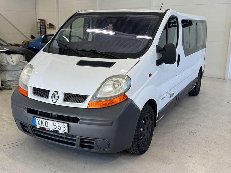 Vit Begagnad 2006 Renault Trafic Van | 59 000 kr (Marknadspris) - Bild 1/4