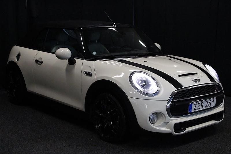 Begagnad Mini Cooper S Cabriolet 192 HK (141 kW) 2018 Vit Cab