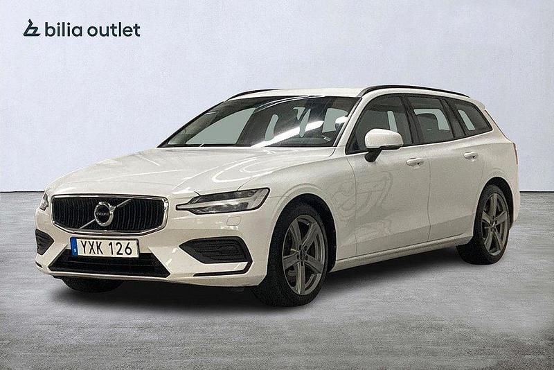 Vit Begagnad 2018 Volvo V60 Momentum Kombi | 269 900 kr (Lite dyr) - Bild 1/3
