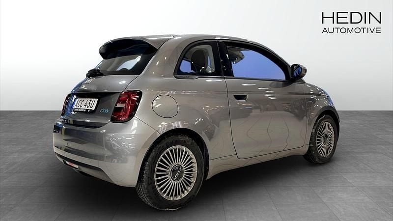 Begagnad Fiat 500e Icon 86 kW (118 HK) 2022 Grå Halvkombi