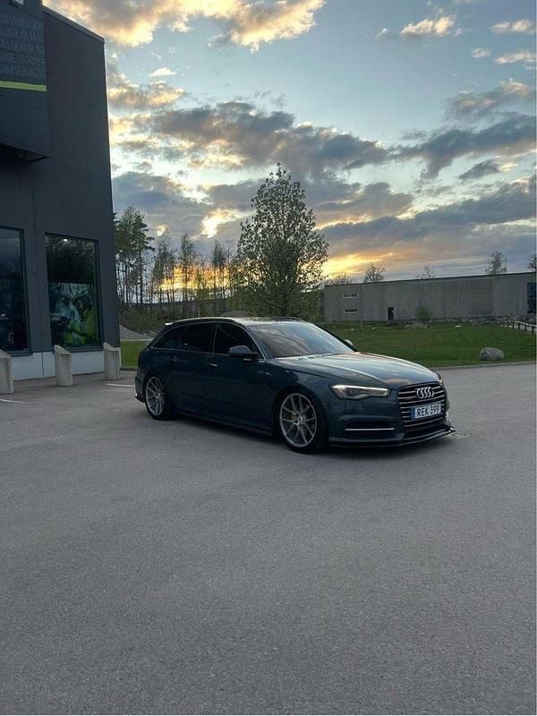 Blå Begagnad 2016 Audi A6 Ambition Kombi | 155 000 kr (Marknadspris) - Bild 1/4