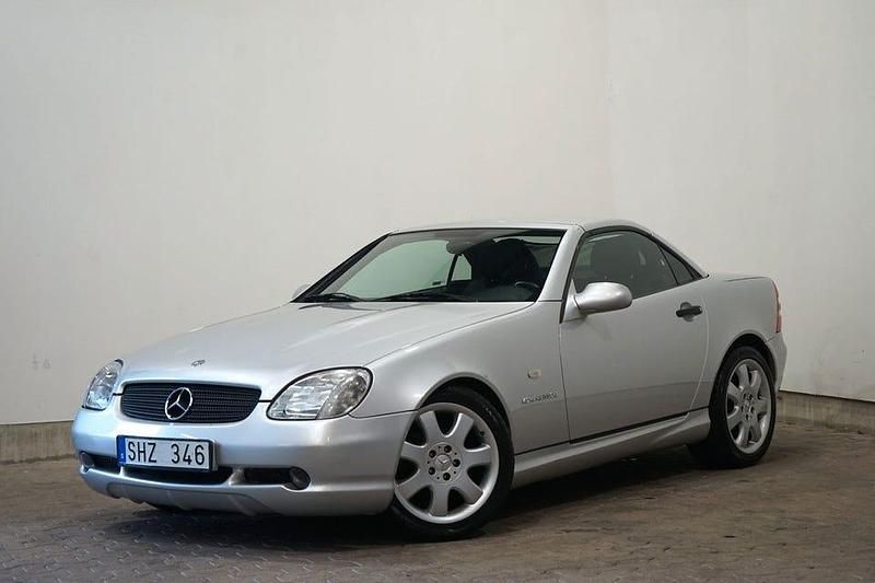 Begagnad Mercedes SLK230 193 HK (141 kW) 2000 Silver Cab