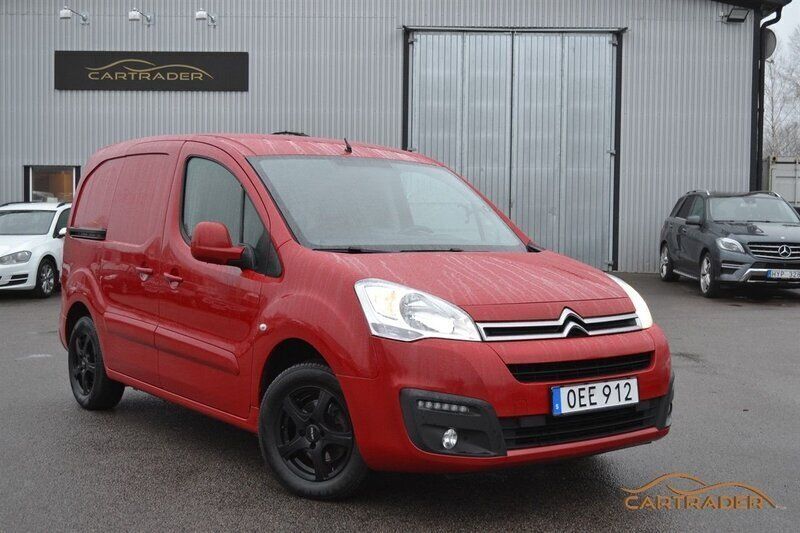 Röd Begagnad 2015 Citroën Berlingo Minibuss | 89 900 kr (Marknadspris) - Bild 1/4
