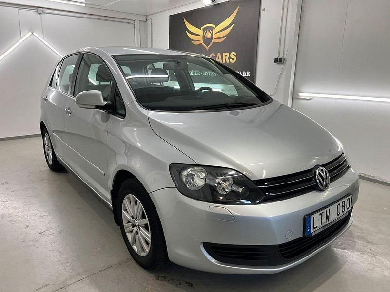 Silver Begagnad 2011 VW Golf Plus Cross Minibuss | 74 990 kr (Marknadspris) - Bild 1/4