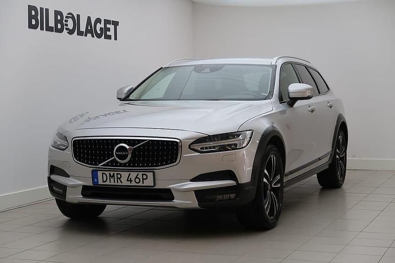 Silver Begagnad 2019 Volvo V90 CC SE Kombi | 274 800 kr (Marknadspris) - Bild 1/4
