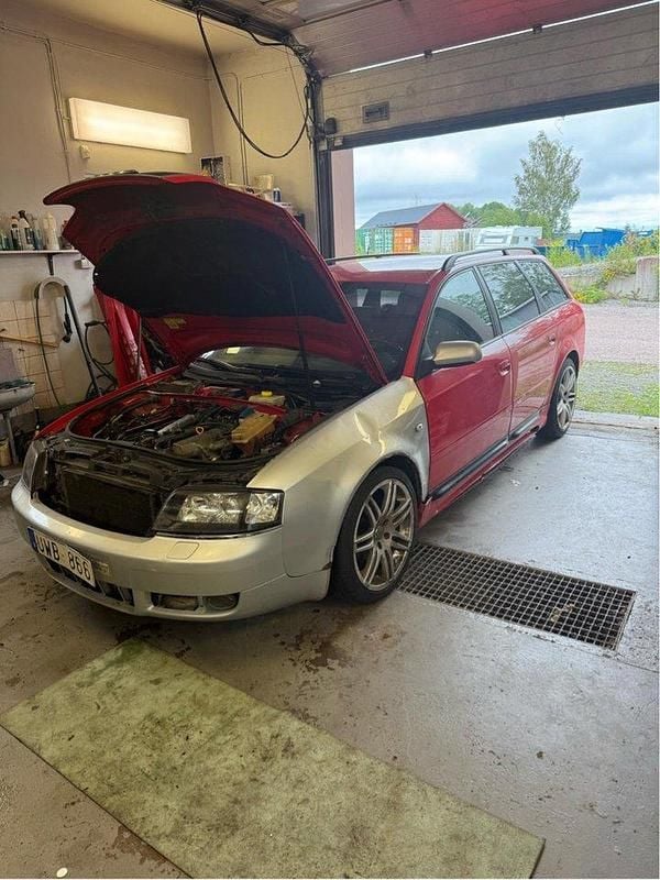 Röd Begagnad 2004 Audi A6 Comfort Kombi | 6 000 kr (Superpris) - Bild 1/4
