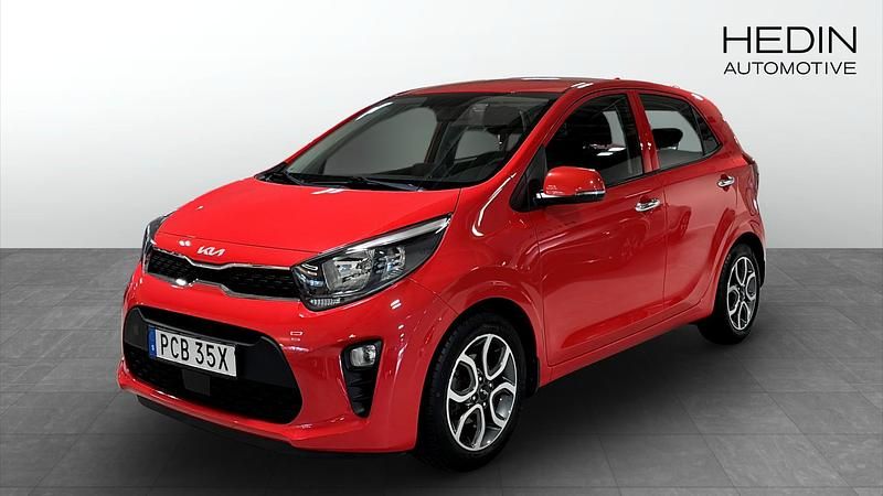 Röd (red) Begagnad 2022 Kia Picanto 4 Halvkombi | 139 900 kr (Marknadspris) - Bild 1/4