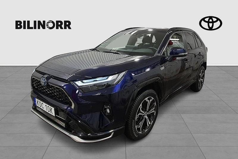 Mörkblå Begagnad 2024 Toyota RAV4 Hybrid Style SUV | 579 900 kr (Dyr) - Bild 1/4