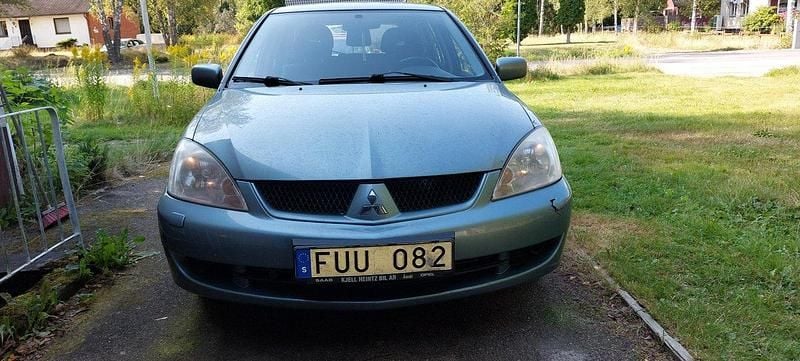 Silver Begagnad 2007 Mitsubishi Lancer Kombi | 13 000 kr (Bra pris) - Bild 1/4