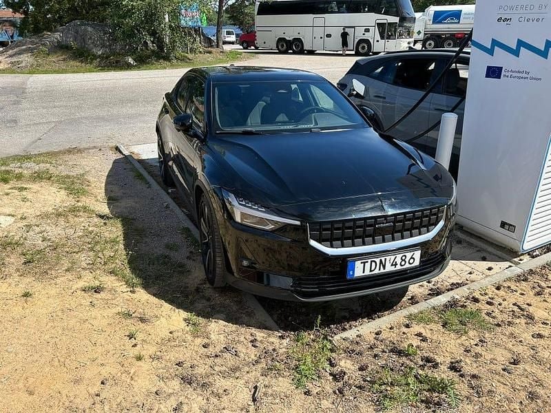 Begagnad 2021 Polestar 2 Long Range Dual motor Halvkombi | 348 000 kr (Marknadspris) - Bild 1/2