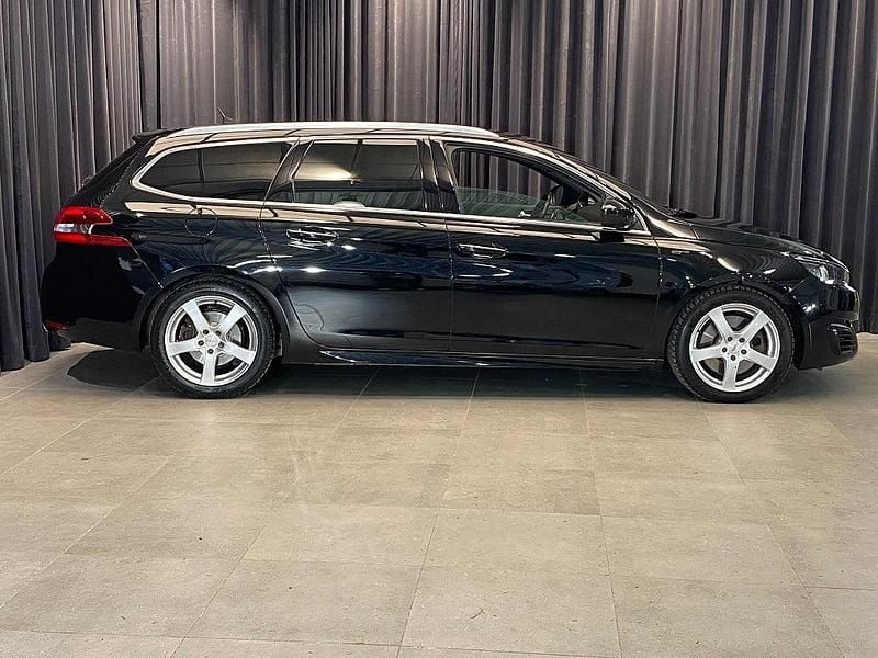 Begagnad Peugeot 308 GT 181 HK (133 kW) 2015 Svart Kombi